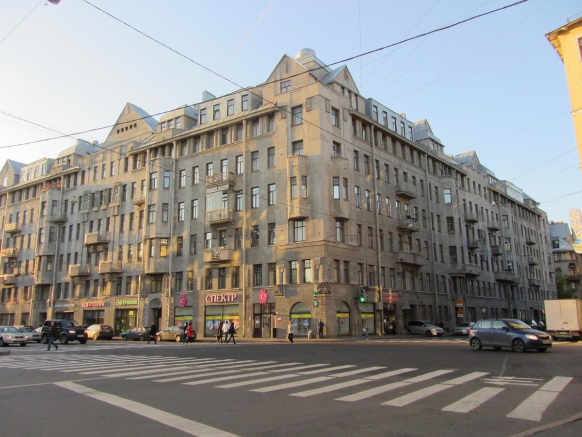 Apartment On Nekrasova 聖彼得堡 外观 照片
